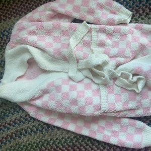 Pink lily checker robe